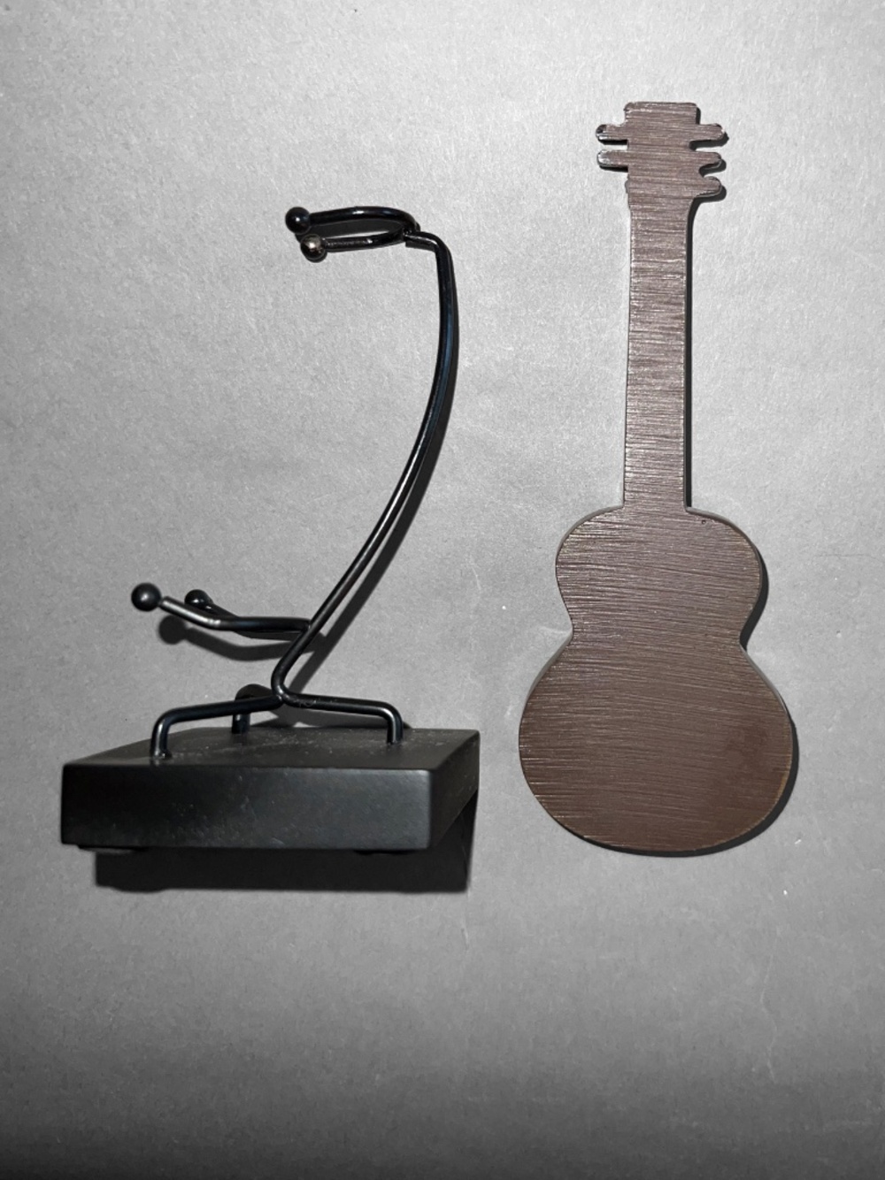 Mini Acoustic Guitar on Stand - Picture 7 of 8